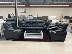Good Quality Leather Recliner Set on Sale !! in Chairs & Recliners in Windsor Region - Image 4