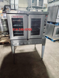 Blodgett Four Convection Oven Gas Nat Comme Neuf Like New