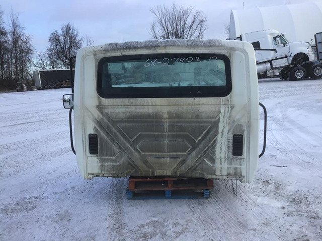 (CABS / CABINE COMPLETE) 2012 INTERNATIONAL DURASTAR -Stock Number: GX-27923-143118 in Auto Body Parts in Ontario - Image 3