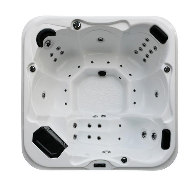 83x83x35- 5 Seat Hot Tub w 3 air control valves, 1 water diverter, 40 adjustable hydrotherapy jets (LED & Bluetooth) BSQ in Hot Tubs & Pools - Image 3
