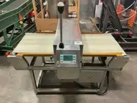 Sinbon Metal Detector Belt Conveyor