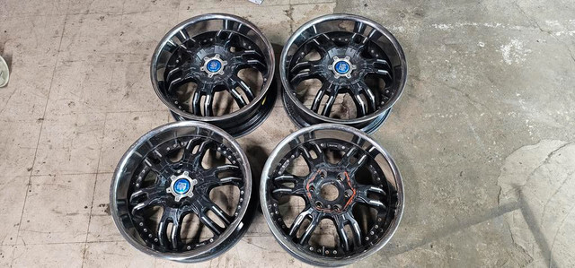 4 mags 20 pouces 6x139.7, RAM 1500, GMC 1500  400$ in Tires & Rims in Greater Montréal