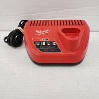 (50159-2B) Milwaukee 48-59-2401 Battery Charger