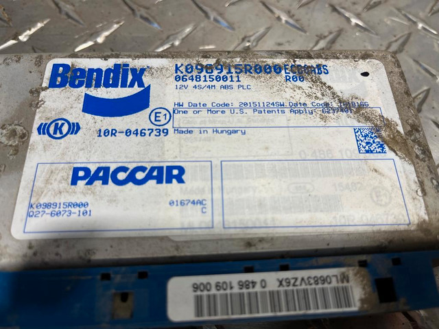Bendix - Paccar - Q27-6073-101 - Brake Control Module (ABS) in Heavy Equipment Parts & Accessories - Image 2