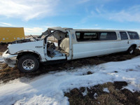 2004 Ford Excursion  XLT 6.8L 2WD For Parts Outing