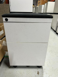 Knoll Mobile Pedestal-Excellent Condition-Call us now!