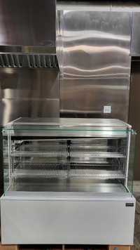 Igloo J2SCRP4 Display Pastry Case - Rent to Own $77 per week / 1 year rental
