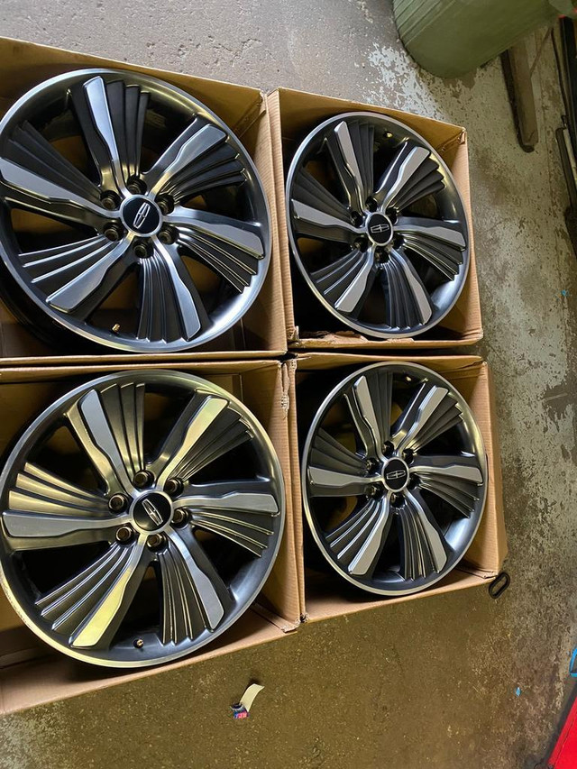 FOUR 22 INCH OEM LINCOLN WHEELS 6X135 VERY RARE in Tires & Rims in Toronto (GTA) - Image 4
