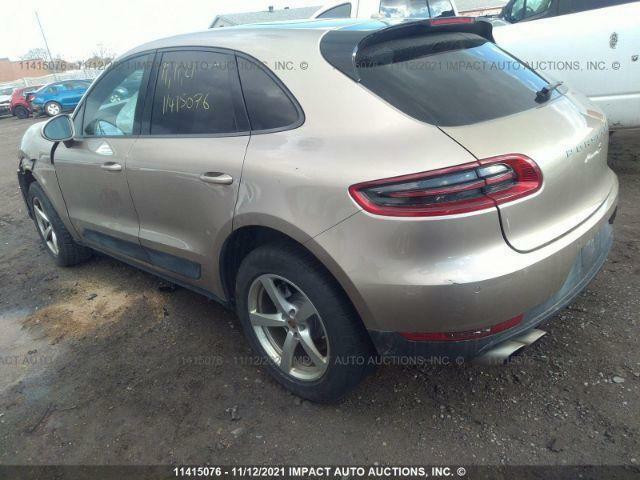 YES PORSCHE MACAN (2015/2018 FOR PARTS PARTS ONLY) in Auto Body Parts - Image 3