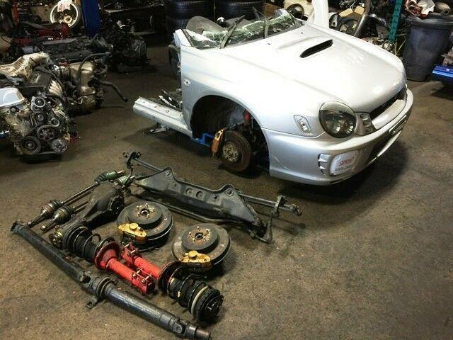 JDM 2002-2003 FRONT CLIP SUBARU WRX STI VERSION 7 VF30 EJ20T 2.0L ENGINE 6 SPEED AWD TRANSMISSION BREMBO KIT ALL PARTS in Engine & Engine Parts in City of Montréal