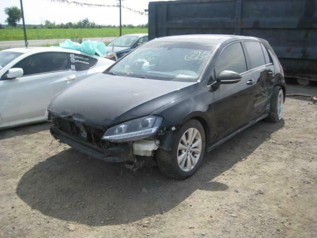 2015 2016 Volkswagen Golf Automatic pour piece # for parts # part out in Auto Body Parts in Québec - Image 3