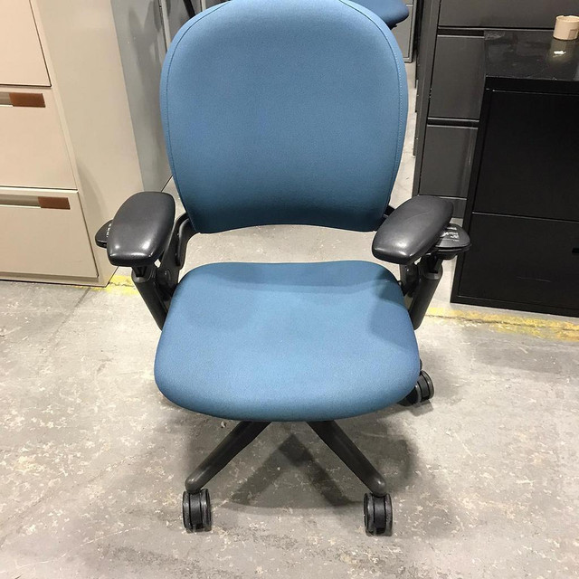 Steelcase Leap V1 Chair-Excellent Condition-Call us now! in Chairs & Recliners in Toronto (GTA)