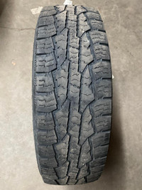 4 pneus dété LT245/75R17 121/118S Nokian Rotiiva AT 57.5% dusure, mesure 7-7-7-7/32