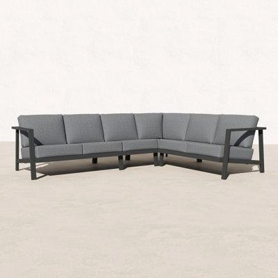 Corrigan Studio Canapé modulaire à assise profonde 4 pièces Kennyetta in Couches & Futons in Québec