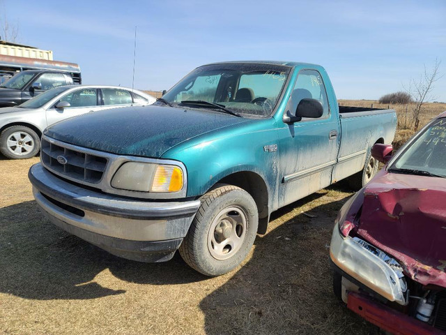 Parting out WRECKING: 1997 Ford F150 Half Ton  Parts in Other Parts & Accessories - Image 2