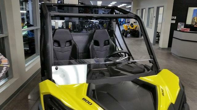 Windshield Can-Am Commander 2021+ Back Panel Window, Roof, Fender Flares at 30-50% off OEM in ATV Parts, Trailers & Accessories - Image 2