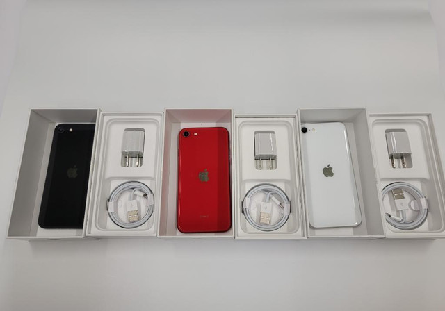 iPhone BLOW OUT SALE!!! 1 YEAR WARRANTY!!! UNLOCKED!!! BRAND NEW CHARGER INCLUDED!!! in Cell Phones in Red Deer - Image 3