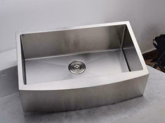 NEW 33 IN SINGLE BOWL KITCHEN SINK STAINLESS FARMHOUSE HS3320S in Kitchen & Dining Wares in Regina - Image 3