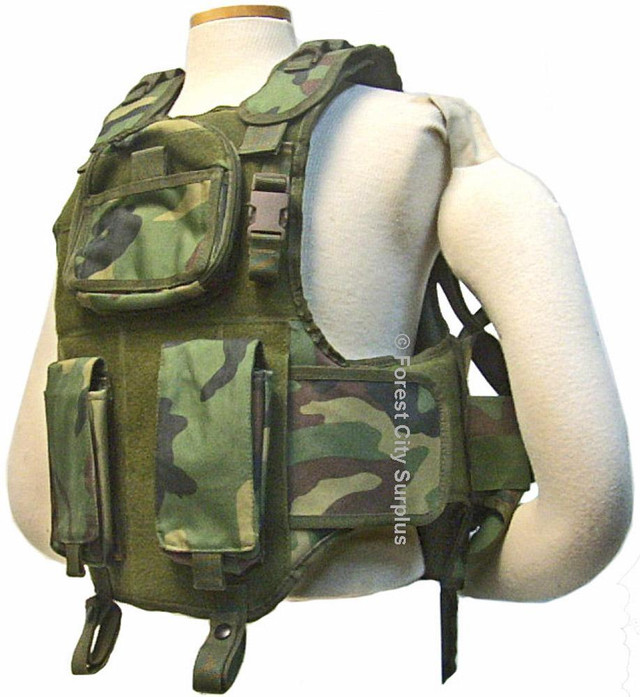 Looks great and holds many magazines! Special Forces Airsoft / Paintball Vests in Paintball - Image 3