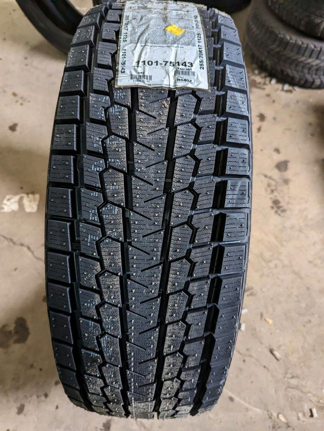 4 pneus dhiver neufs P255/70R17 112S Yokohama IceGuard G075 in Tires & Rims in Québec City - Image 4