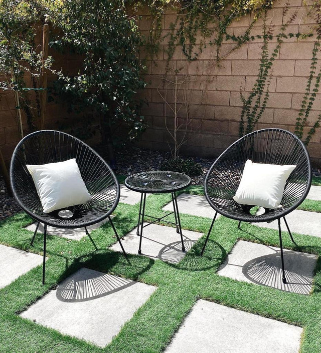 Modern Outdoor Patio Set Glass Coffee Table Lounge Chairs Garden Deck in Patio & Garden Furniture
