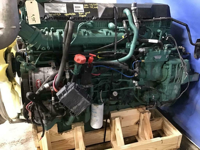 2019 VOLVO TURBO DIESEL D13M EPA 17 (MP8) ENGINE ASSEMBLY Heavy Duty Engine With Warranty in Engine & Engine Parts - Image 2