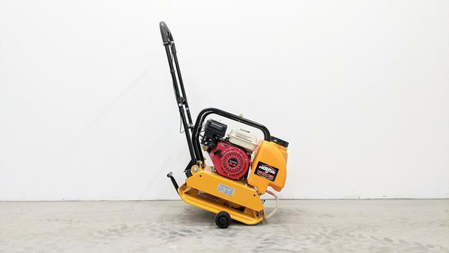 HOC - PLATE COMPACTOR PLATE TAMPER 14 17 18 INCH + WHEEL KIT + WATER KIT + FREE SHIPPING + 2 YEAR WARRANTY in Power Tools - Image 3