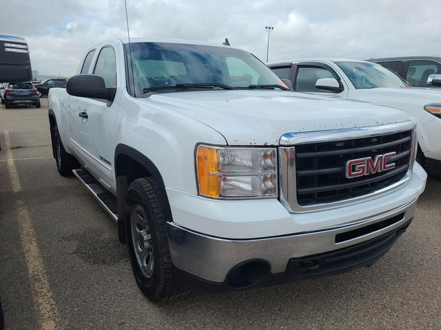 2011 GMC Sierra 1500 Ext.Cab 4x4 5.3L For Parting Out in Auto Body Parts in Saskatchewan