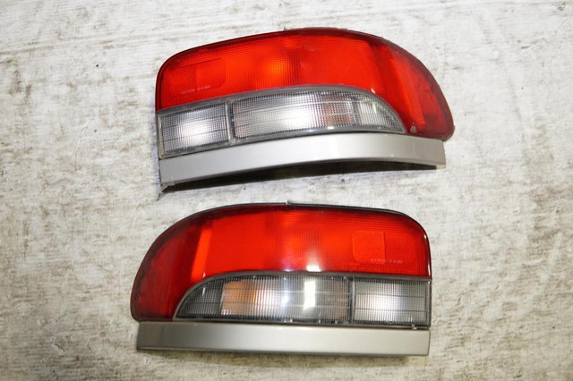 JDM Subaru Impreza WRX STi Wagon Red & Clear Tail Lights Lamps 1993-2001 GF8 GF in Auto Body Parts