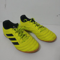 Adidas Indoor Soccer Shoes - Size Y3 - Pre-Owned - 2G5GGR