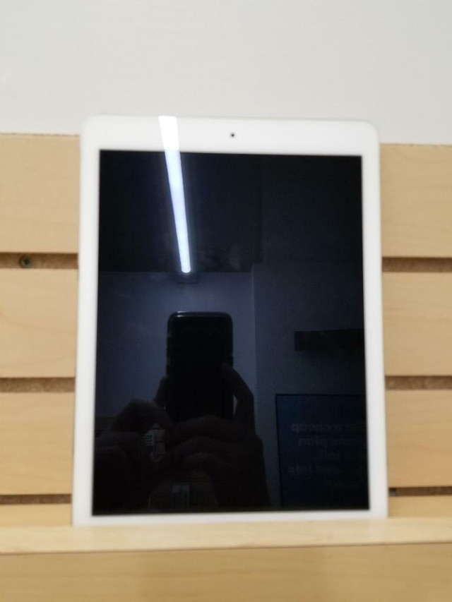 Apple iPad Pro 9.7 Inch 32GB New Charger 1 YEAR Warranty!!! Spring SALE!!! in iPads & Tablets in Calgary