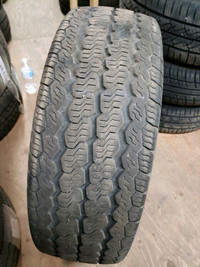 4 pneus d'été LT235/65/16 121/119R Continental VancoFourSeason 57.0% d'usure, mesure 6-5-5-5/32