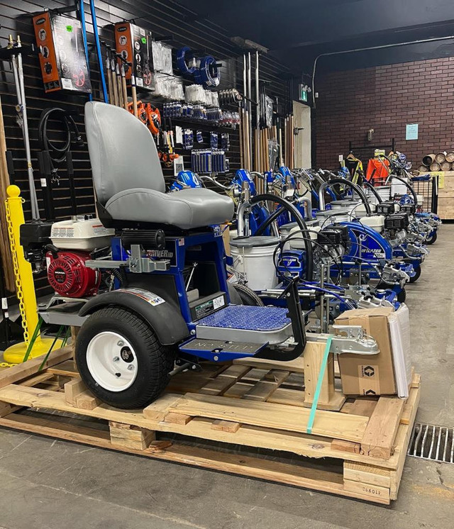 New Graco LineLazer V 5900 HP Automatic Series - Two Gun, Automatic Parking Lot Line Striping Machine In Stock Pick up in Other - Image 3