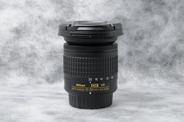 AF-P DX Nikkor 10-20mm F/4.5-5.6G VR Nikon Lens (ID: 1642) in Cameras & Camcorders - Image 2