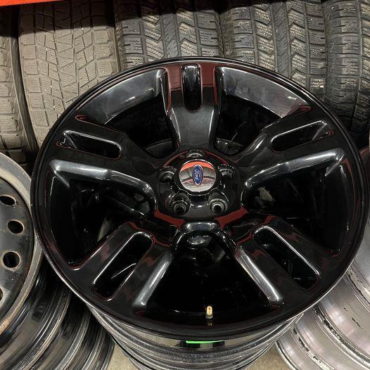 Set of 4 Used FORD Wheels 20 inch 5x114.3 BLACK for Sale in Tires & Rims in Barrie