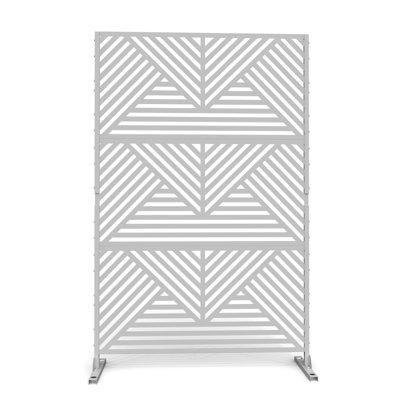 UIXE 6 ft. H x 4 ft. W Stanaford Metal Privacy Screen in Patio & Garden Furniture