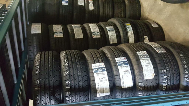 Brand New Kumho All-Season Tire Blowout Sale - Various Sizes Available in Tires & Rims