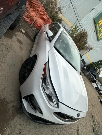 we have a 2021 kia forte for parts only