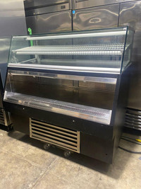 $8,500 5ft Qbd duel open grab and go merchandiser   display fridge cooler can ship any where in Canada