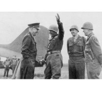 Buyenlarge Eisenhower as Supreme Allied Commander Meets with Patton Clark and Bradley - Photograph Print
