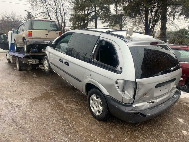 WE PAY $350-$500 FOR DODGE CARAVAN - DODGE RAM 2500 - DODGE CHARGER - TOWN AND COUNTRY - PT CRUISER - JOURNEY in Other in Ontario - Image 2