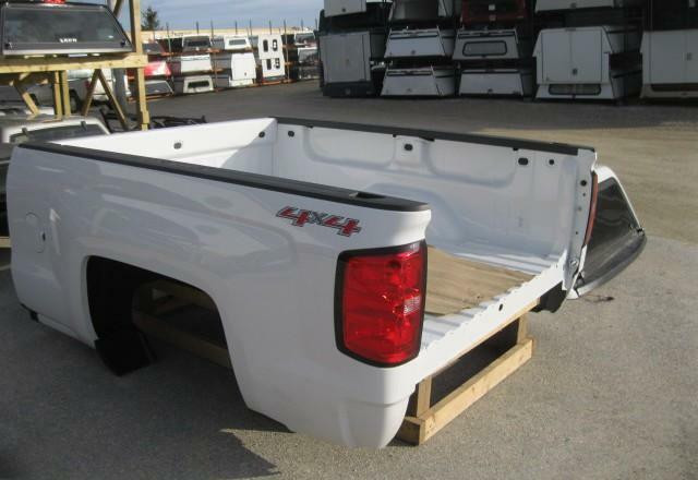 Factory Take Off Truck Boxes - Windmill Truck Caps in Auto Body Parts in Kitchener Area - Image 3