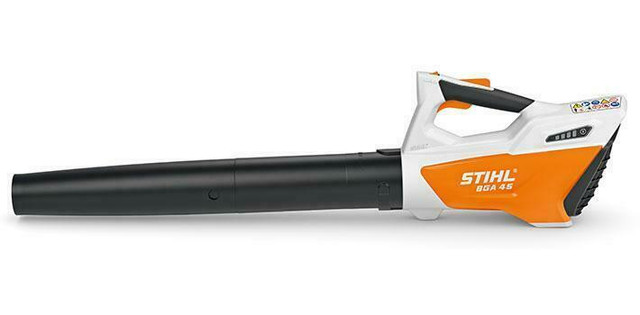BRAND NEW STIHL BGA45 BATTERY POWERED BLOWER! GREAT FOR LEAVES, GRASS, AND LIGHT SNOW!!! in Lawnmowers & Leaf Blowers in Calgary - Image 2