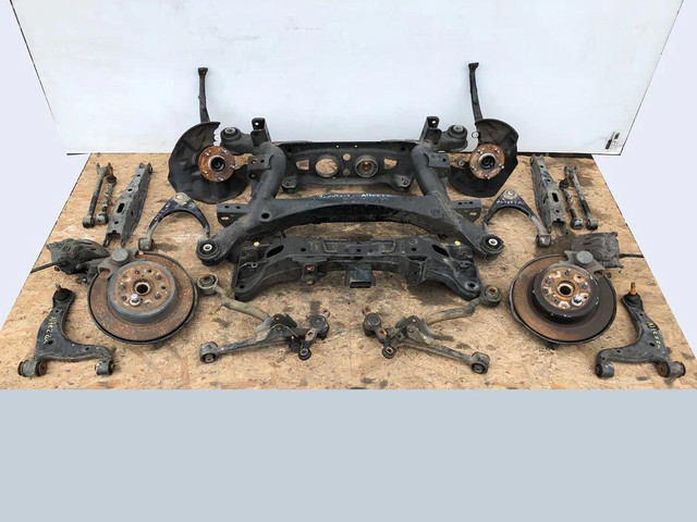 Jdm 1998-2005 Lexus Is300 / Toyota Altezza Suspension Package / Brake Calipers / Frames / Control Arms / Spindles & Knuc in Engine & Engine Parts in Ontario