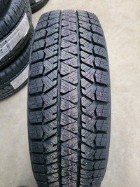 4 pneus dhiver neufs P175/65R15 84H Bridgestone Blizzak WS-90