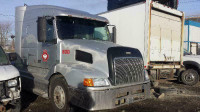 1999 Volvo VN Detroit S60 13 Speed Truck For Parts