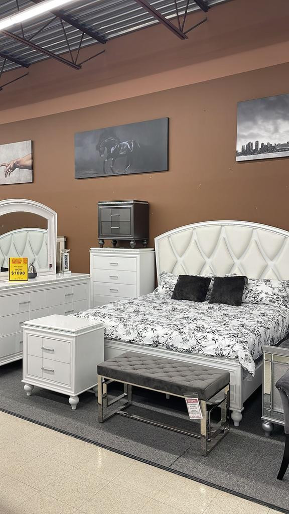 White Modern Bedroom Set Sale !! Huge Sale !! in Beds & Mattresses in London