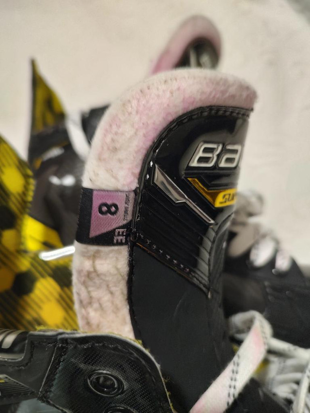 Bauer Supreme Ignite Pro Size 8 EE Roller Blades in Skates & Blades in Edmonton Area - Image 3
