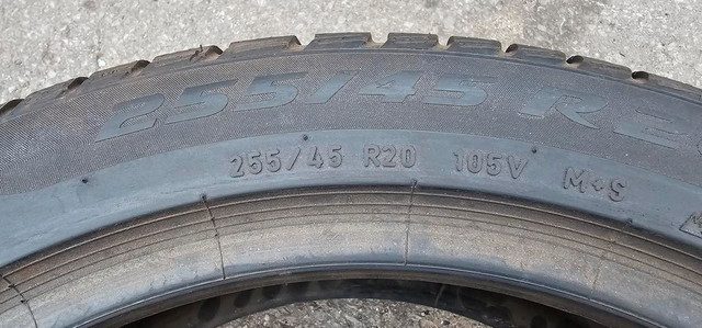 255/45/20 2 pneus hivers pirelli RUNFLAT excellent état  500$ installer in Tires & Rims in Greater Montréal - Image 2