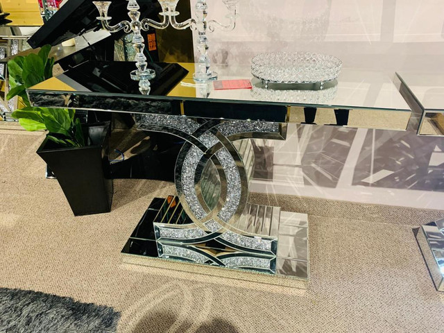Glass Console Table On Sale!! in Home Décor & Accents in Markham / York Region - Image 3